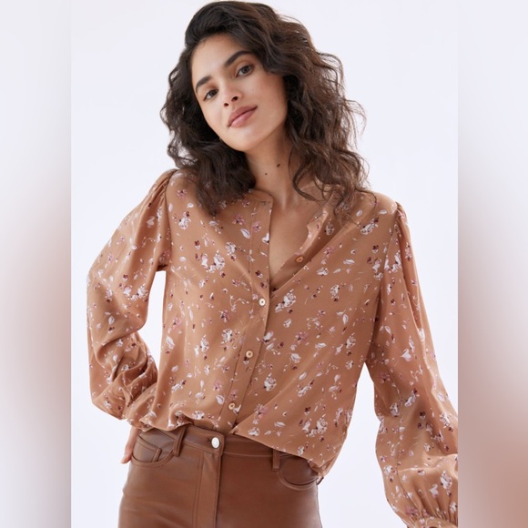 Aritzia Tops - Aritzia Wilfred Naomi Silk Blouse in Buenos Aires/Ashy Rose Size S
